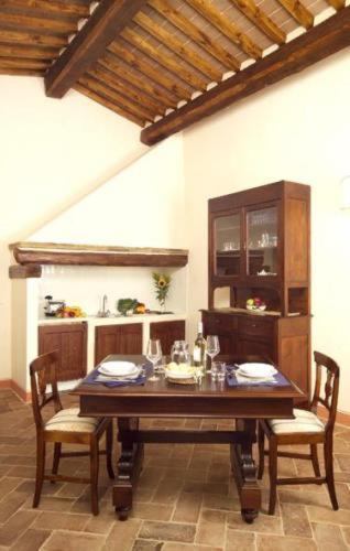 La Locanda Del Borgo Пьетралунга Экстерьер фото